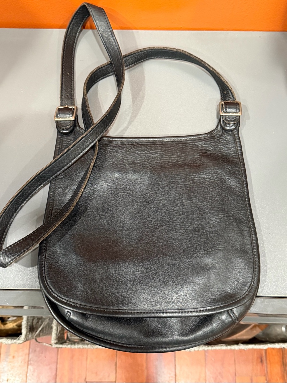 Vintage Coach Slim Hippie Black Leather Crossbody Shoulder Bag